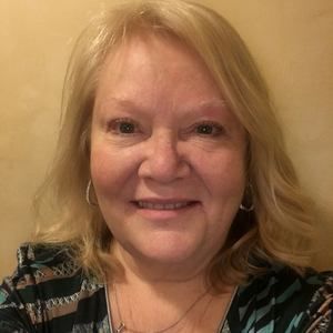 Meet your Posher, Sandi